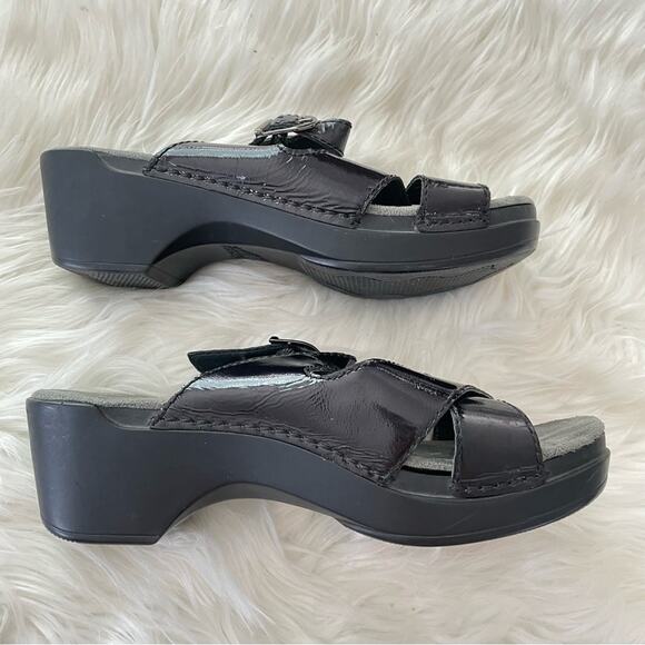 Dansko | Women’s Sela Sandals Open Toe Black Patent Leather Buckle Crisscross 38 - Picture 10 of 10